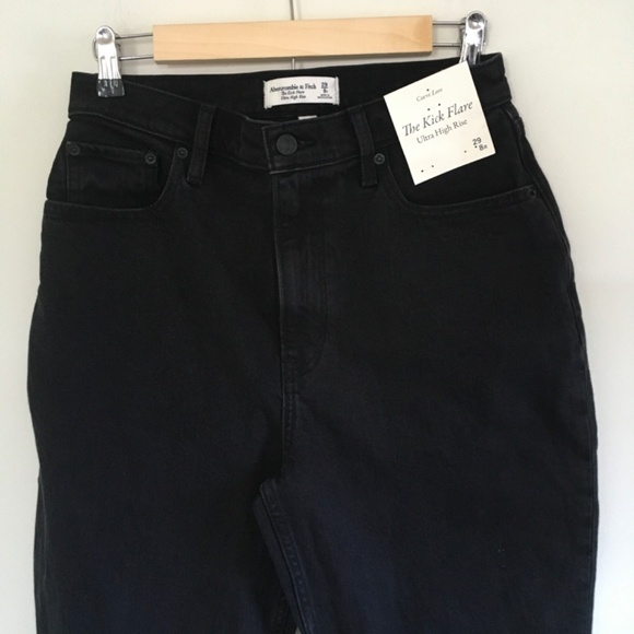 Abercrombie & Fitch Curve Love The Kick Flare Ultra High Rise Jeans 29 8R Black - Picture 2 of 14